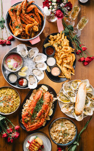 Chasin' Tails & Nue Elegantly Vietnamese Cuisine