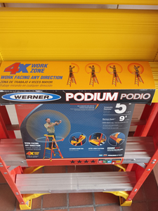 5' Werner Podium Ladder