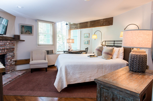 Overnight Stay Three Chimney's Inn