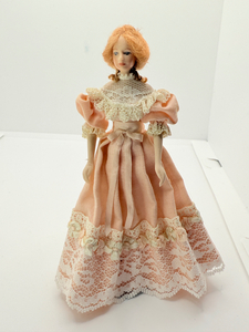 1” Young Lady in Peach