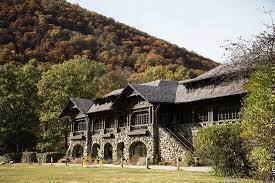Bear Mountain Getaway