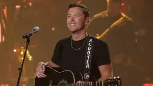 Tickets + Meet & Greet for 4 with Scotty McCreery