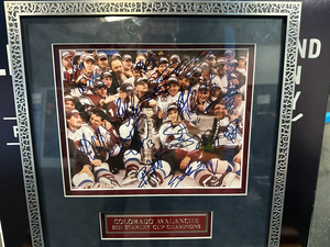 2001 Avs Stanley Cup Team Signed Photo
