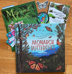 Monarch Book Bundle #2 + 2 Scoops