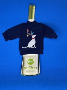 124: Festive Holiday Sweater Wine Bottle Cover