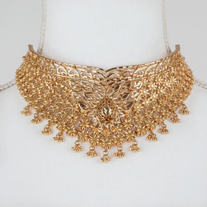 Kali's Gold Delicate Floral Neckpiece