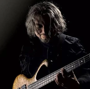 Burlington Music Dojo Bass Guitar Lesson