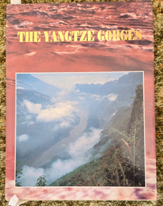Book: "The Yangtze Gorges"