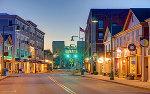 Culinary & Cocktail Tour of Downtown Mystic
