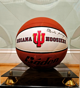 IU Basketball Signed by Bobby Knight/Display Case