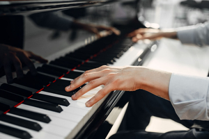 Live Piano Music