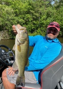 3 Hour Bass Fishing Guided Tour on Lake Carolina