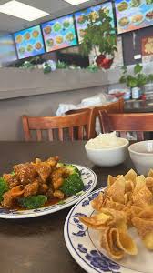 004. Local Restaurants Galore!