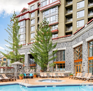 One-night Stay & Breakfast for Two