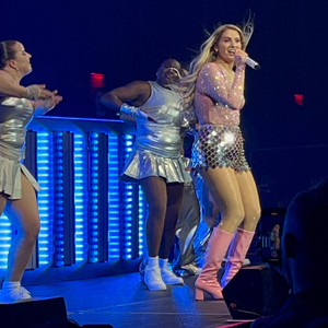 Meghan Trainor LIVE in G1C Loft Suite!