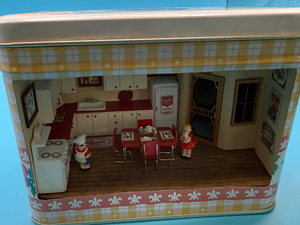 1:48 Scale Campbell's Kitchen