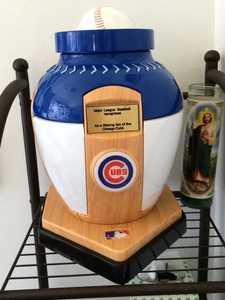 Cubs Urn