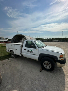 2002 GMC Sierra 2500-Parts or Repair