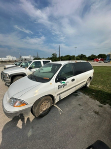 2001 Ford Windstar Van-Runs & Drives