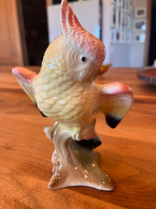 021 - Cockatoo Statue