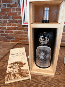 SILVER OAK Special The Veterans Center Etched Labe