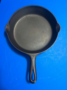 081 - Griswold #7 Cast Iron