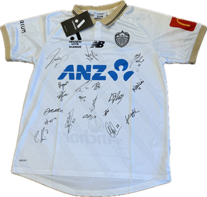 Auckland FC – Squad-Signed Official Jersey