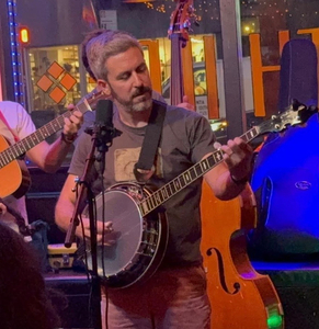 Music Lessons with Matt Lindauer