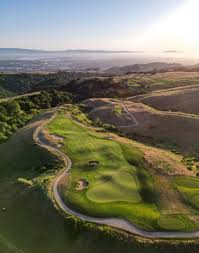 Fore! Tee Off in the Clouds!