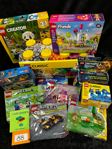 088 Lego Lovers Gift Basket