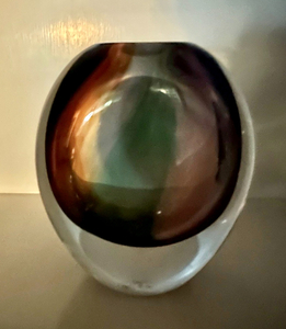 046) Hoglund Art Glass Eclipse Vase