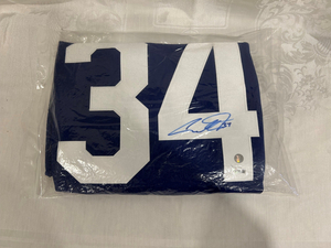Auston Matthews Signed Jersey