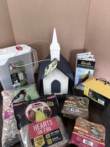 #03  Bird Lovers Basket