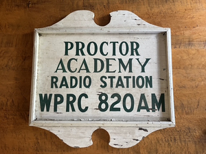 080 Vintage Wooden Sign – Radio Station WPRC 820AM