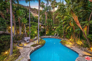 Private Pool Oasis for Getaway or Pool Party