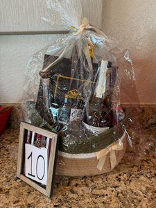 Whiskey Manhattan Basket