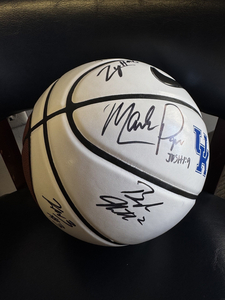 SIGNED UK MENS BASKETBALL