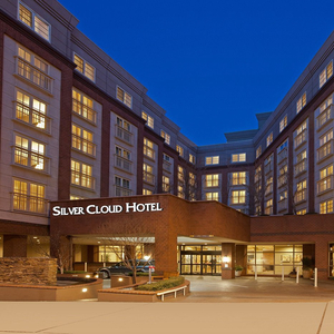 Silver Cloud Hotel - Broadway, Overnight Stay