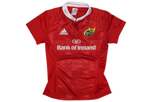 Munster rugby jersey signed by 2015/16 squad