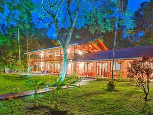 7-Day Costa Rica Rainforest Beachfront Eco-lodge