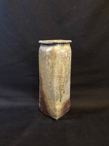 Camemiya square vase with ash drip 1 s300