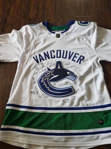 Canucksjersey s300