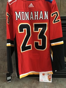 Signed Sean Monahan Calgary Flames Jersey