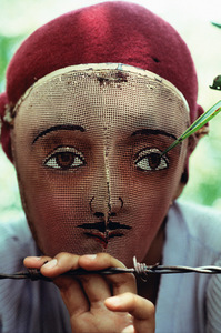 Meiselas susan traditionalmask s300