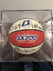 Fergieharlemglobetrotters s300