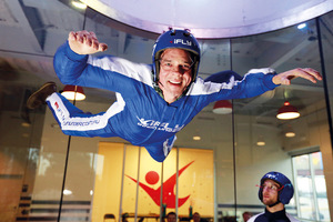 Extended indoor skydiving 27082909 s300