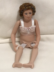 1” Scale Porcelain Doll Form