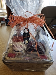 Gentleman's Bourbon Basket