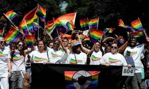 Gay pride parade 03 s300