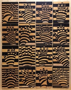 Op art hands s300